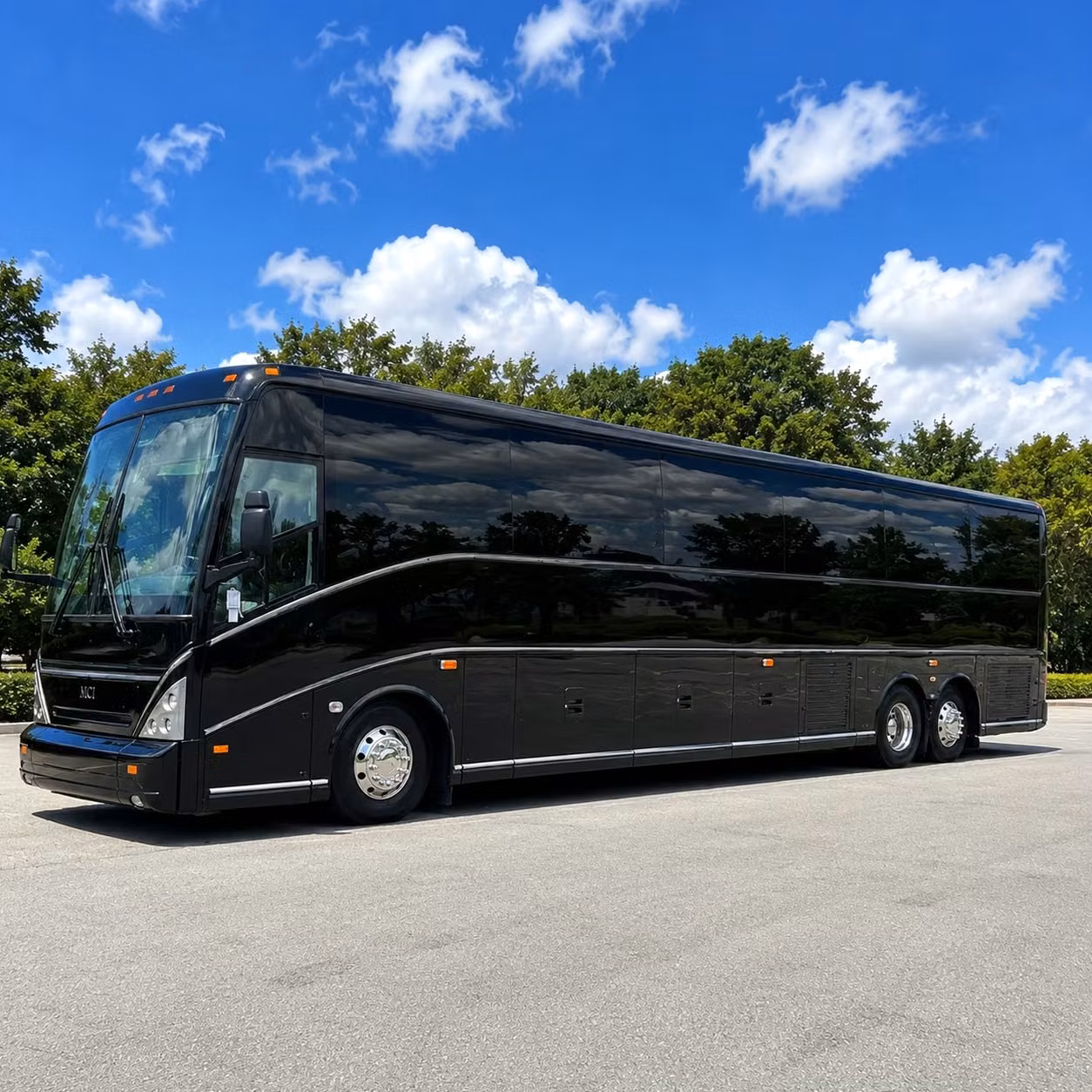 construction and industrial crew shuttles serving vineland